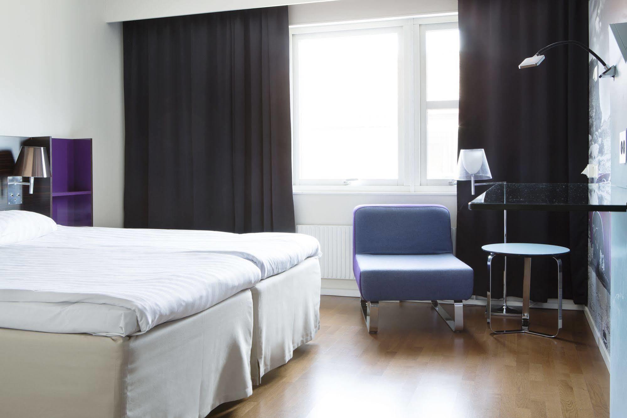 Comfort Hotel Joenkoeping Jonkoping Exterior foto